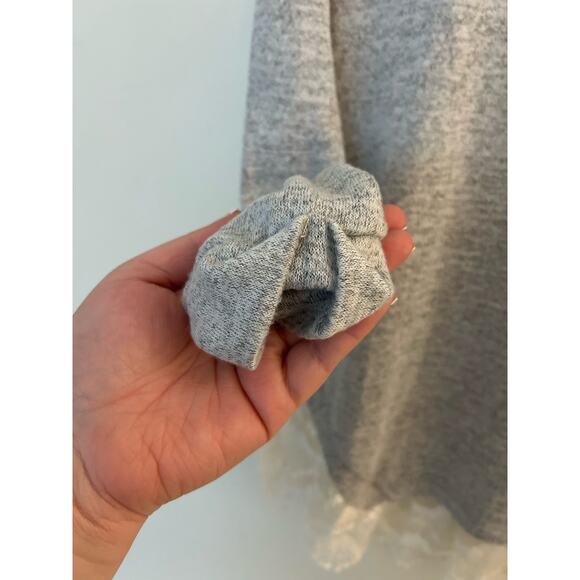 Bellamie Modest Lace Hem Knit Tunic Top Size Medium - Picture 7 of 8